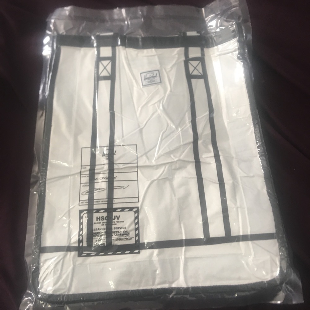 Complexcon exclusive Collab Herschel